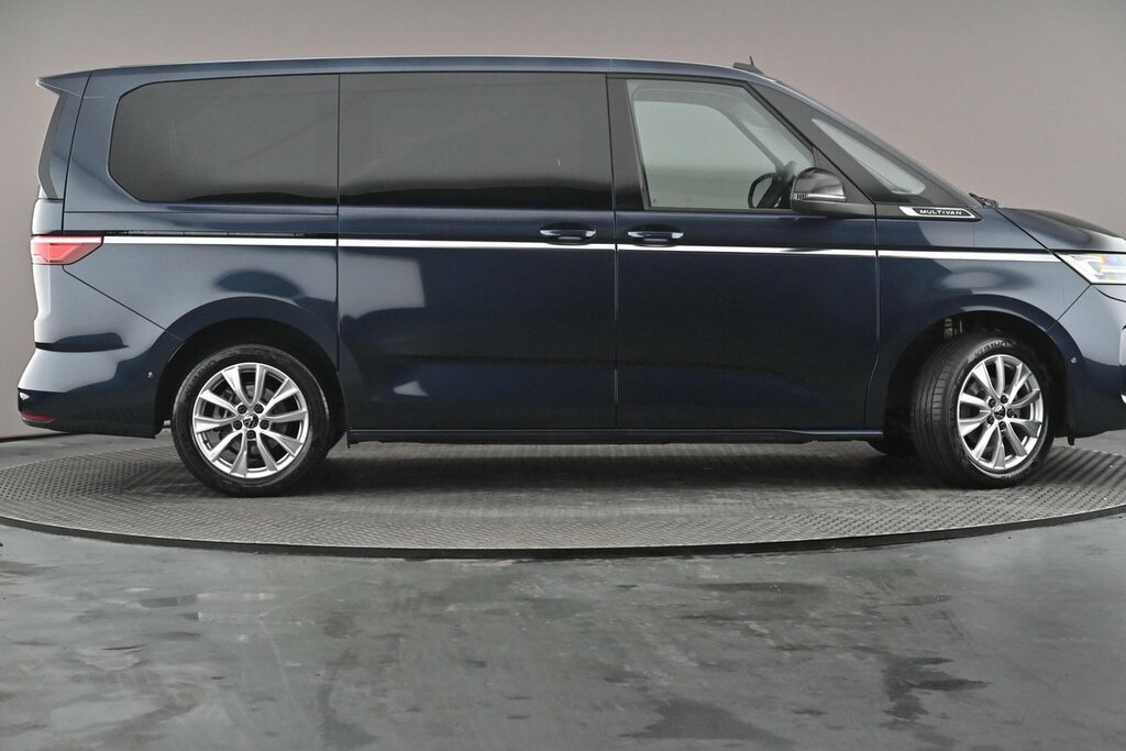 Volkswagen Multivan Style Long 150 Ps 2.0 Tdi 7-Speed Dsg LP25WCN Blue #4
