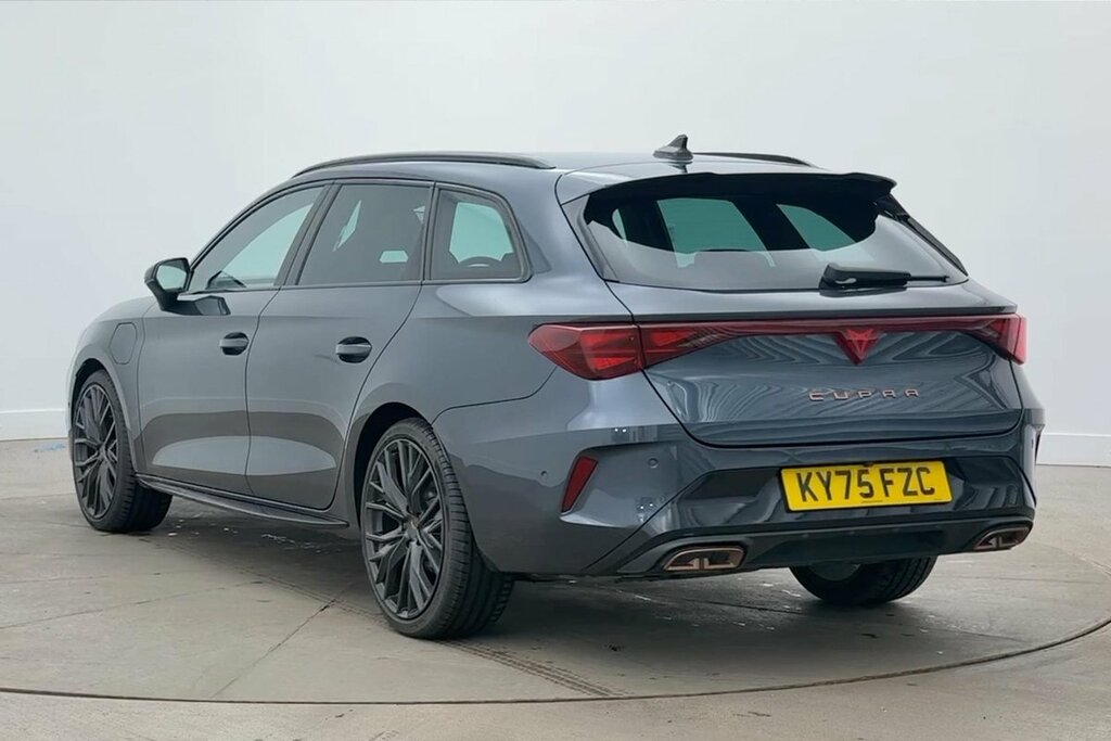 Cupra Leon Shadow Edition 1.5 E-hybrid 204 6-Speed A KY75FZC Grey #3