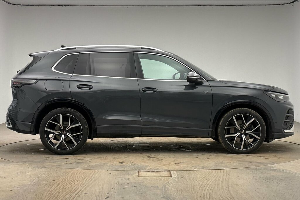 Volkswagen Tiguan R-line 2.0 Tdi 150Ps 7-Speed Dsg KP25WZX Grey #4