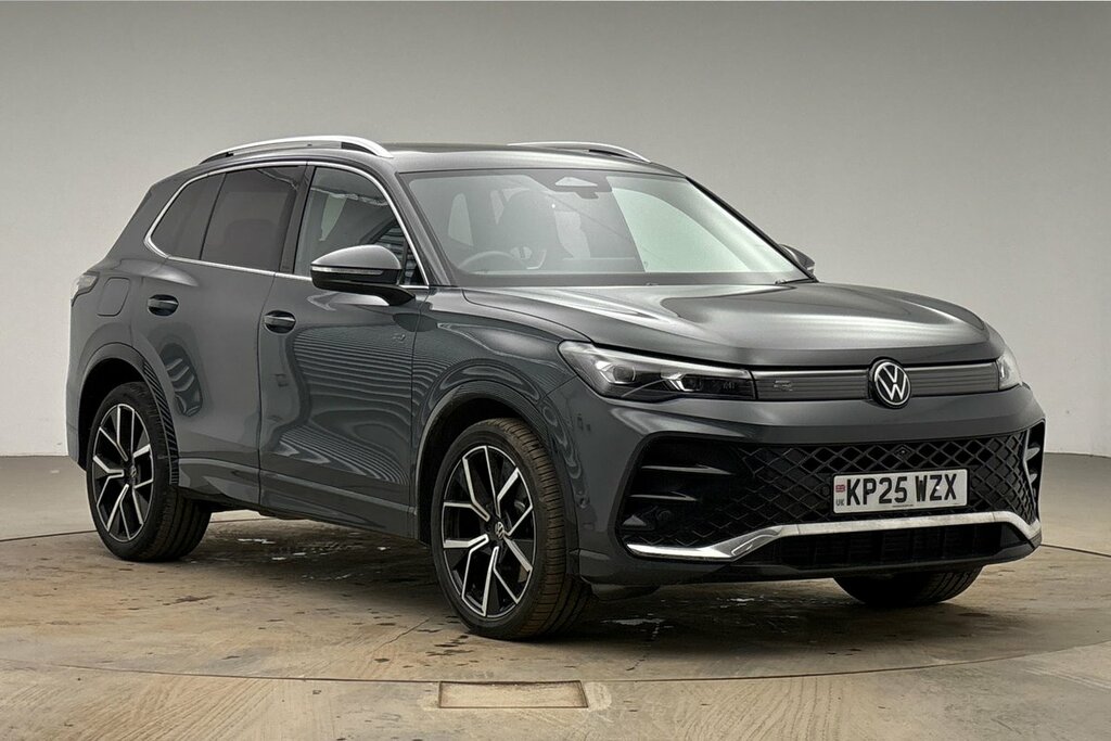 Volkswagen Tiguan R-line 2.0 Tdi 150Ps 7-Speed Dsg Grey