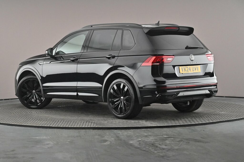 Volkswagen Tiguan Black Edition 1.5 Tsi 150Ps 7-Speed Dsg VX24UVV Black #2