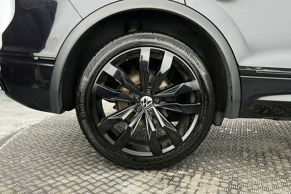 Volkswagen Tiguan Black Edition 1.5 Tsi 150Ps 7-Speed Dsg VX24UVV Black #6