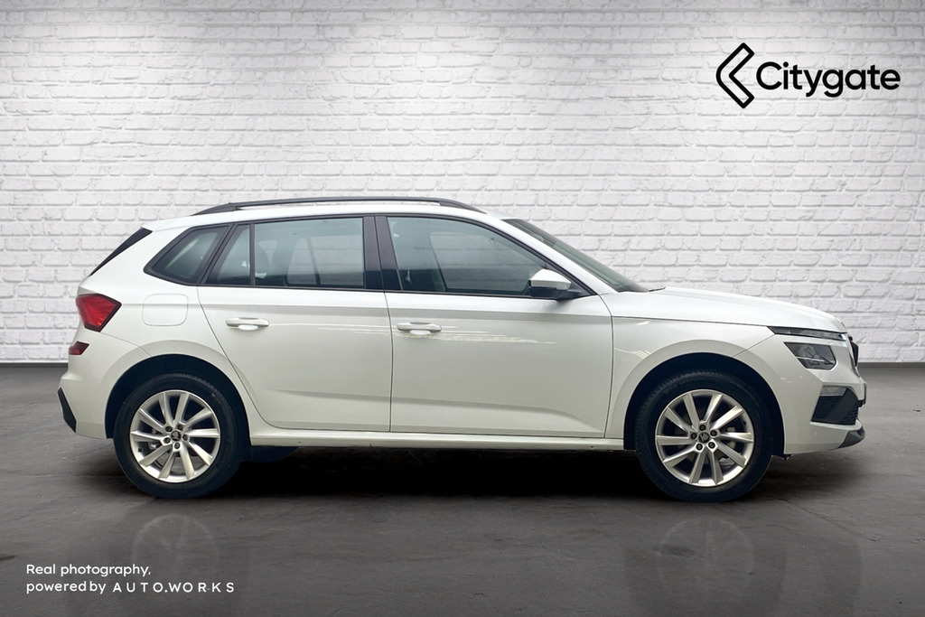 Skoda Kamiq Se Edition 1.0 Tsi 95 Ps 5G Man GD25EAE White #4