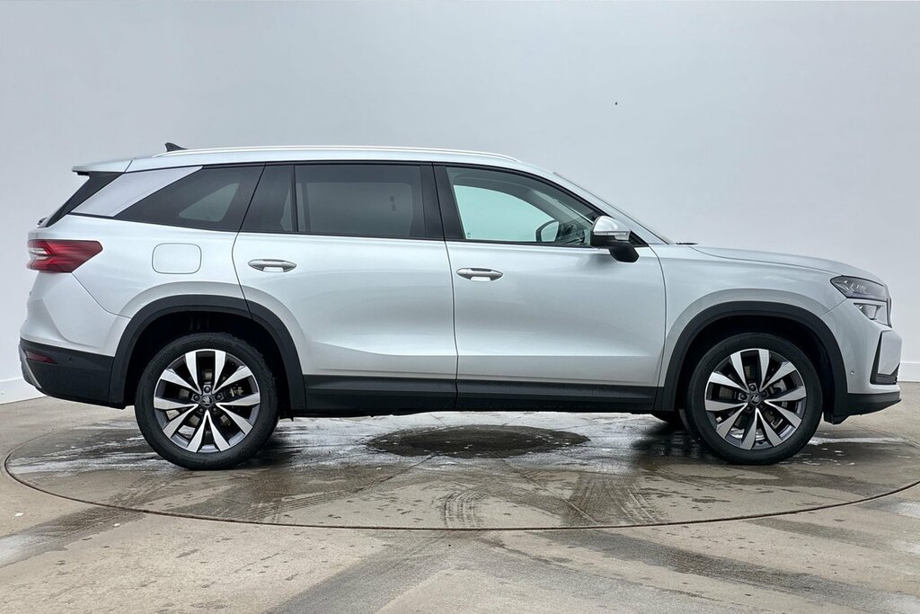 Skoda Kodiaq Se L 7 Seats 2.0 Tdi 193 Ps Dsg 4X4 DG75EEV Silver #4