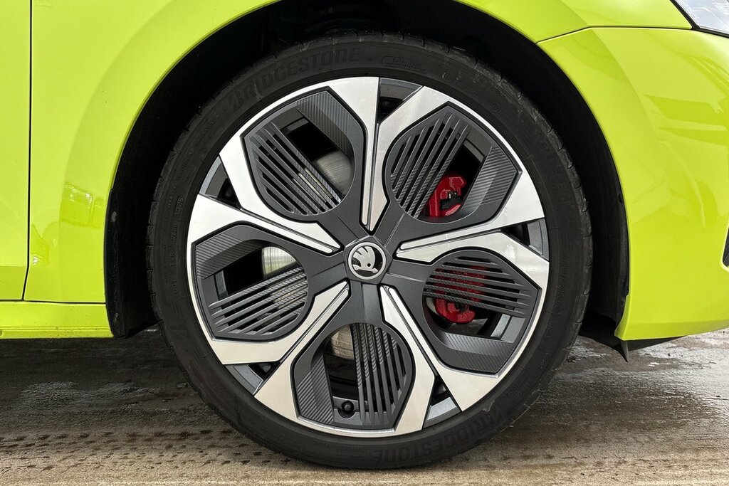 Skoda Octavia Vrs 2.0 Tsi 265 Ps Dsg KO25NDJ Green #5