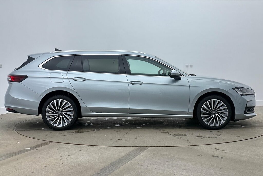 Skoda Superb Lk 2.0 Tdi 193 Ps 4X4 Dsg KR75WYV Silver #4
