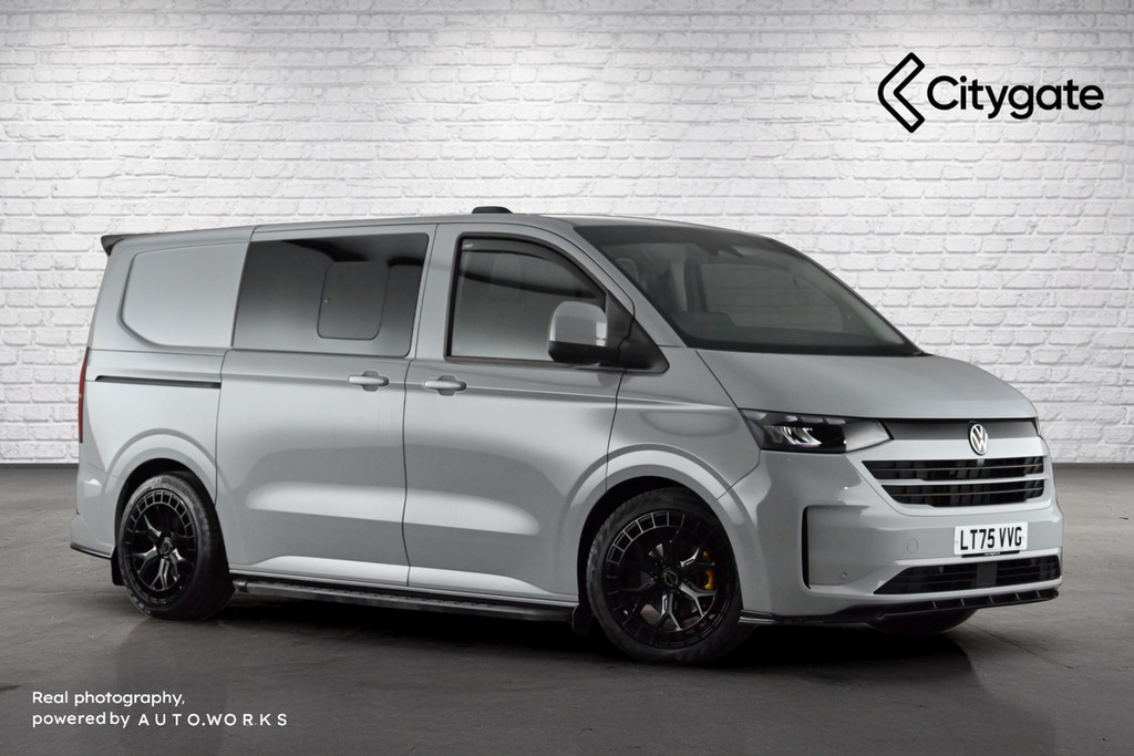 Volkswagen Transporter T32 Kombi Commerce Pro Swb 150 Ps 2.0 Tdi 8Sp Grey