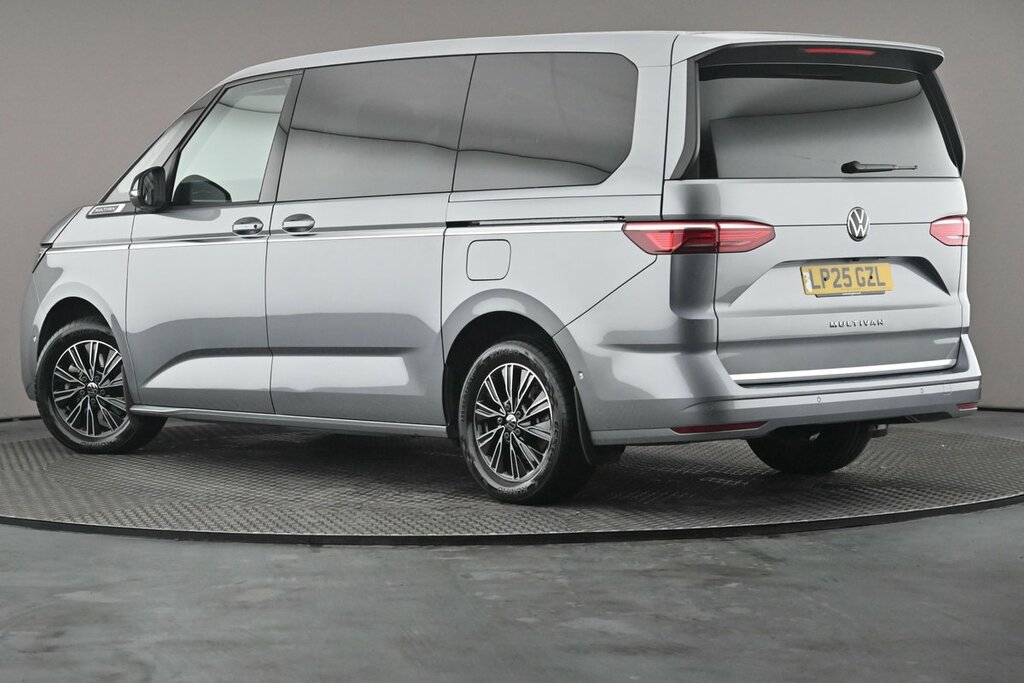 Volkswagen Multivan Style Long 204 Ps 2.0 Tsi 7-Speed Dsg LP25GZL Silver #3