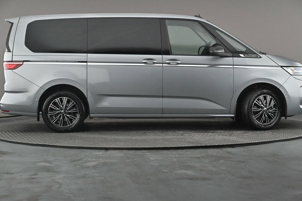 Volkswagen Multivan Style Long 204 Ps 2.0 Tsi 7-Speed Dsg LP25GZL Silver #4