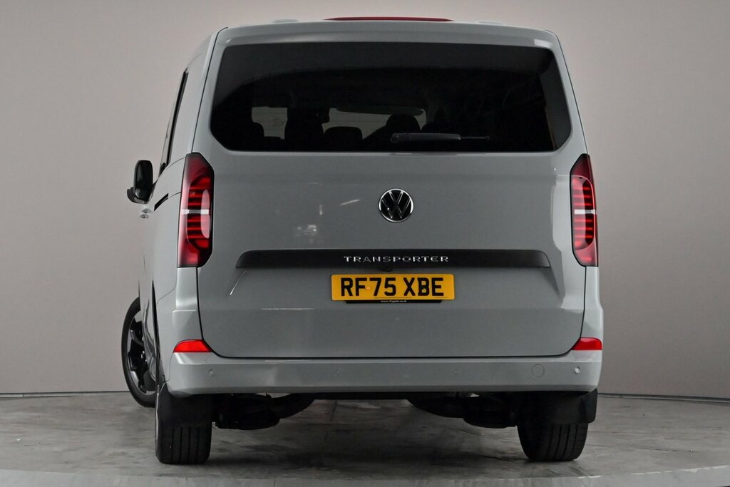 Volkswagen Transporter T32 Kombi Commerce Pro Lwb 150 Ps 2.0 Tdi 8Sp RF75XBE Grey #4