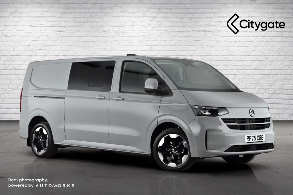 Volkswagen Transporter T32 Kombi Commerce Pro Lwb 150 Ps 2.0 Tdi 8Sp Grey