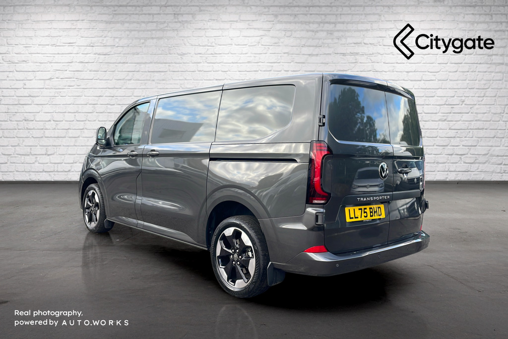 Volkswagen Transporter T32 Panel Van Commerce Pro Swb 170 Ps 2.0 Tdi 8Sp LL75BHD Grey #3
