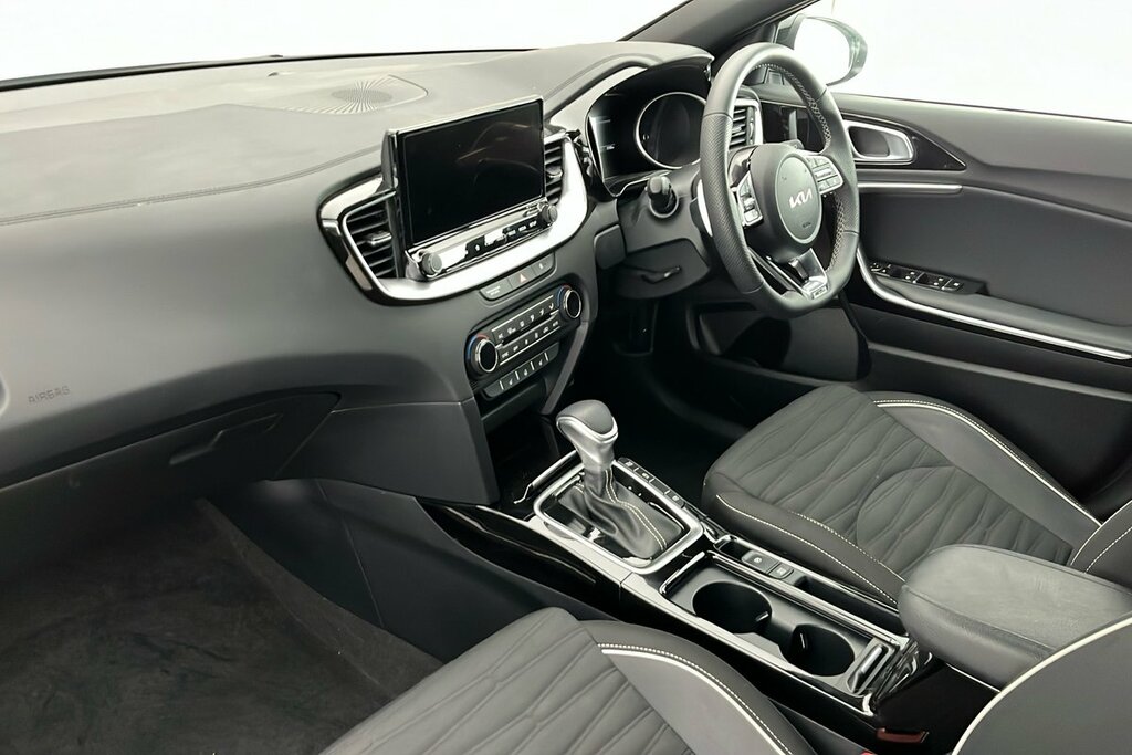 Kia Xceed 1.0 T-gdi Mhev Gt-line Suv Hybrid Dct E LM75XEX White #4