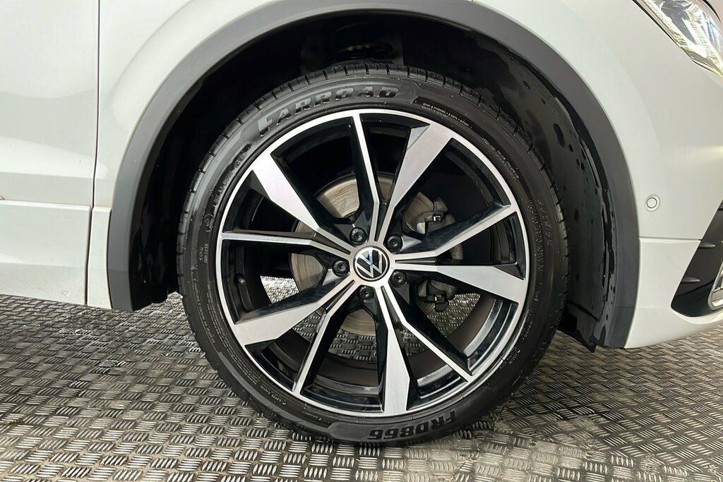 Volkswagen Tiguan R-line 1.5 Tsi 150Ps 7-Speed Dsg DE21OKA White #5