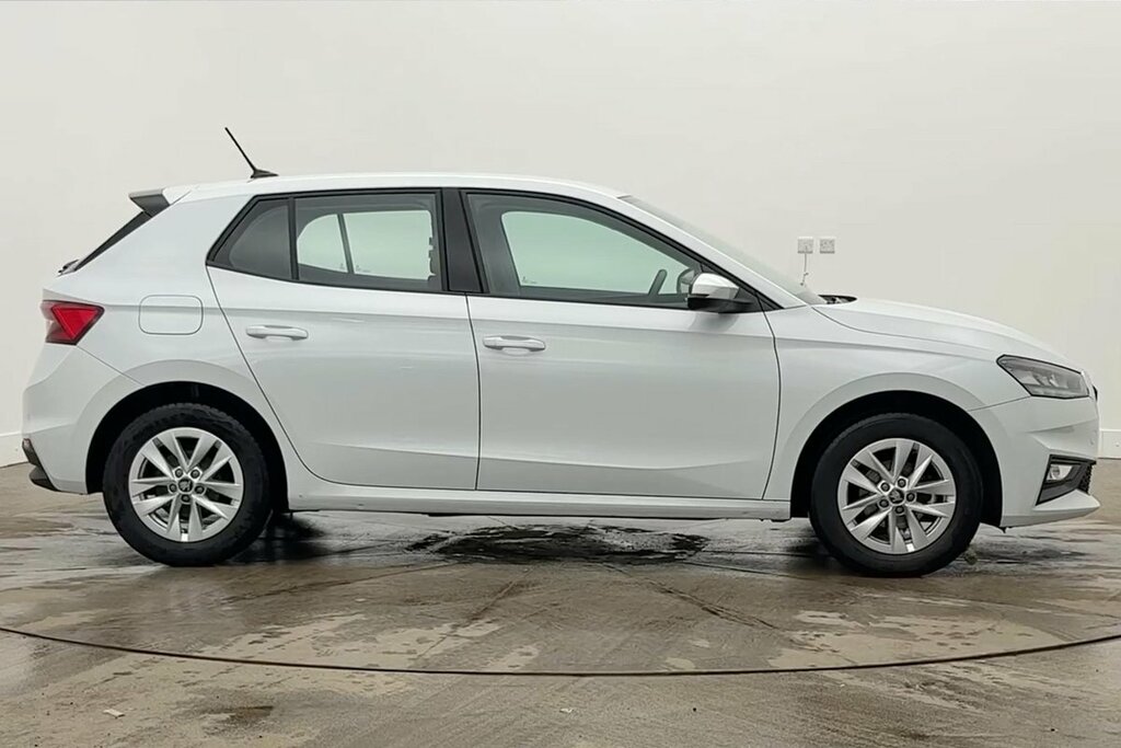 Skoda Fabia Hatch Se Edition 1.0 Tsi 95 Ps 5G Man GL25JZO White #4