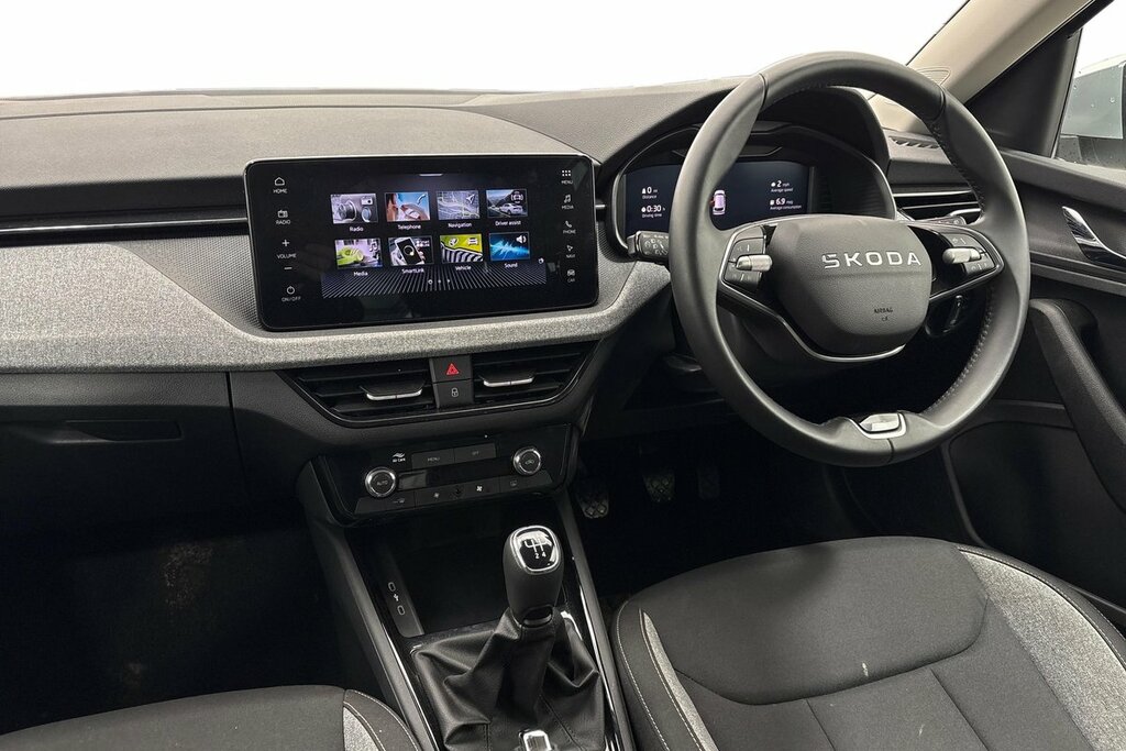 Skoda Kamiq Se Edition 1.0 Tsi 95 Ps 5G Man GL25VKB Silver #2