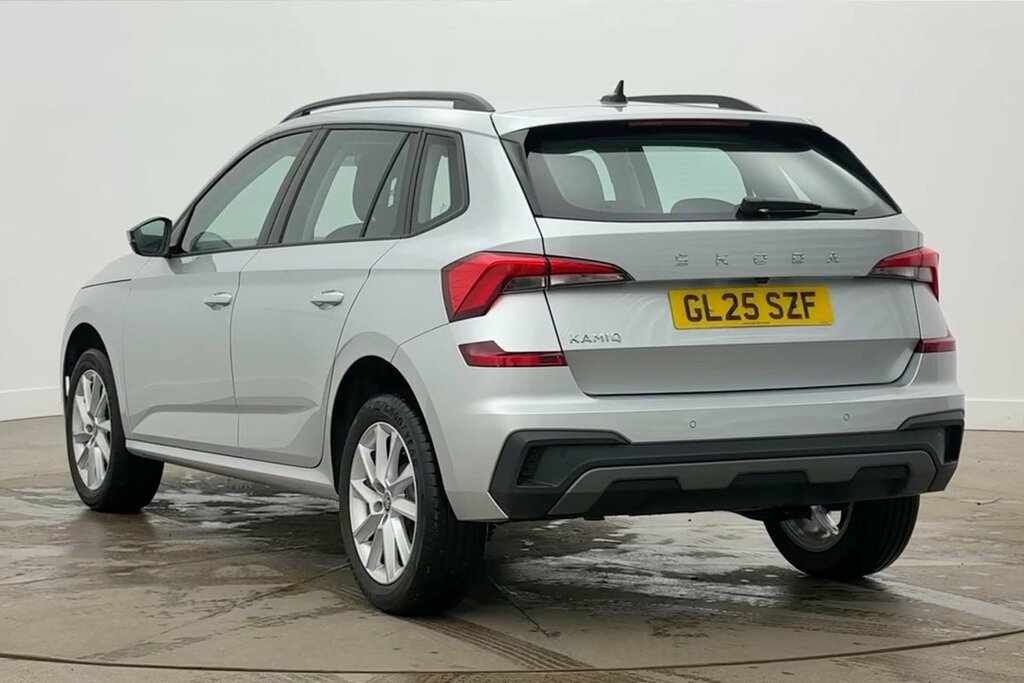 Skoda Kamiq Se Edition 1.0 Tsi 95 Ps 5G Man GL25SZF Silver #3