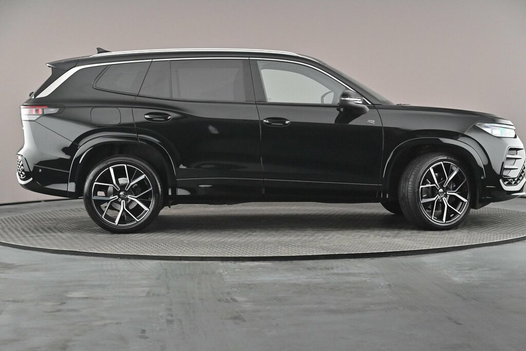 Volkswagen Tayron R-line 1.5 Etsi 150Ps 7-Speed Dsg LM25XCG Black #4