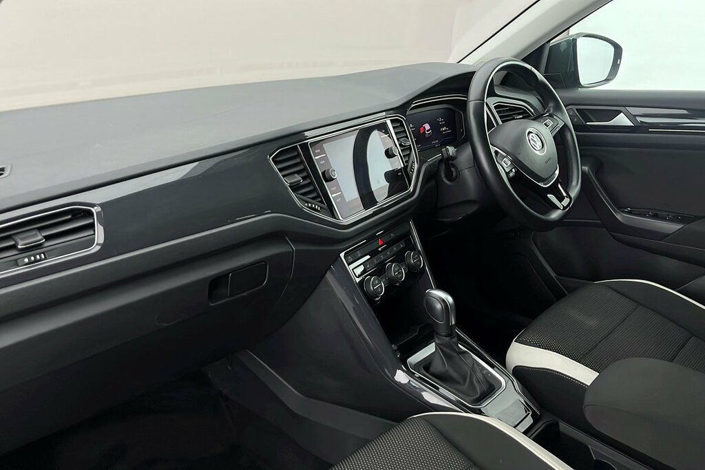 Volkswagen T-Roc Sel 2.0 Tdi 150Ps 7-Speed Dsg Grey #2