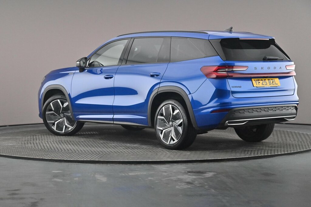 Skoda Kodiaq Sportline 7 Seats 1.5 Tsi E-tec 150 Ps Dsg YF25BZL Blue #3