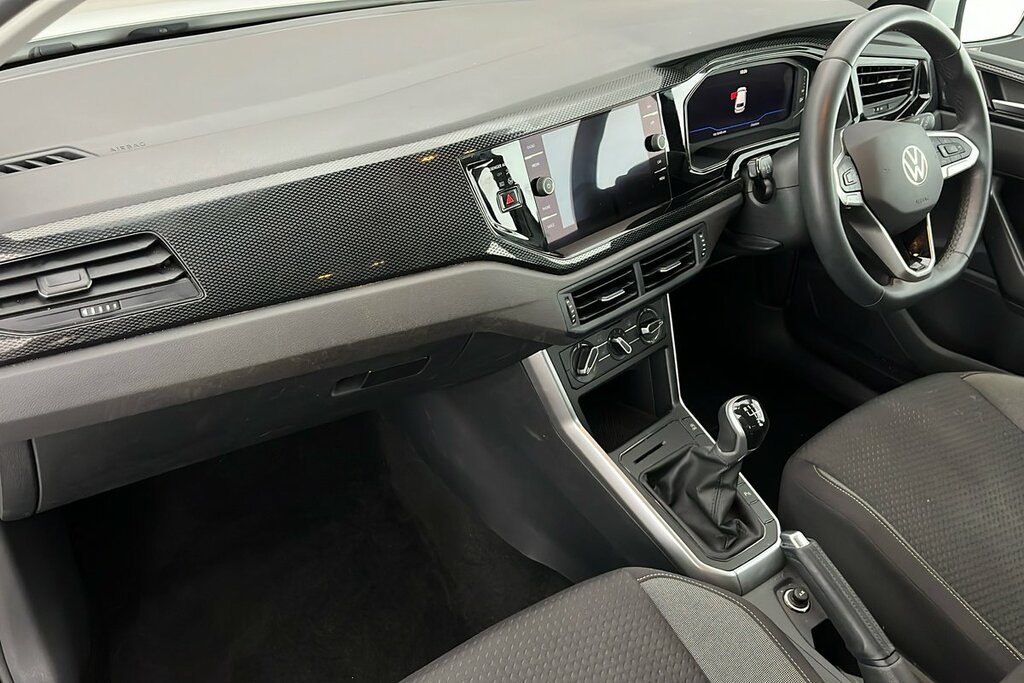 Volkswagen Polo Life 1.0 Tsi 95Ps 5-Speed LS72GJY White #2