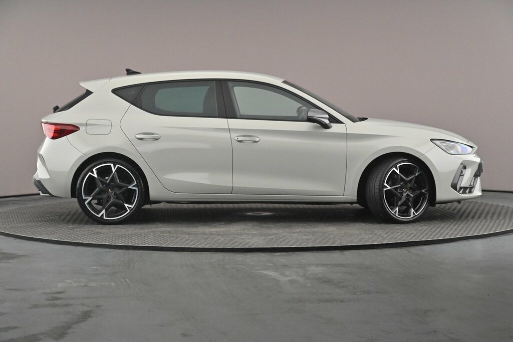 Cupra Leon Hatch V2 1.5 Etsi 150 7-Speed RJ74BYS Grey #4