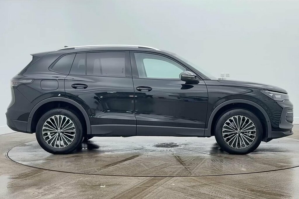 Volkswagen Tiguan Match 1.5 Tsi Ehybrid 204 Ps 6-Speed Dsg GL25NJV Black #4