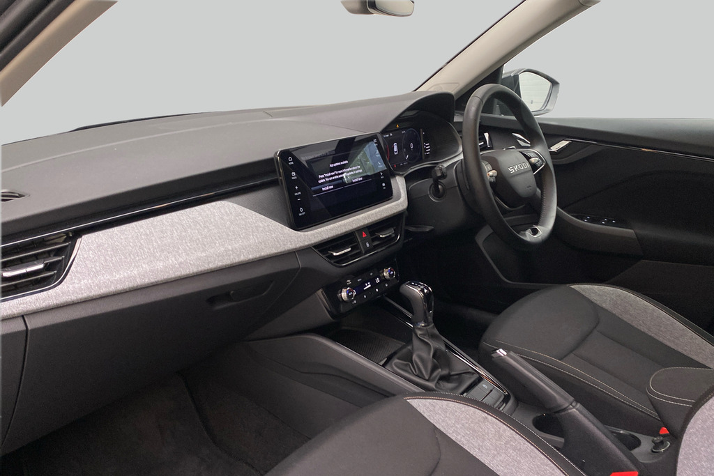 Skoda Kamiq Se Edition 1.0 Tsi 116 Ps Dsg GF75UAR Grey #2