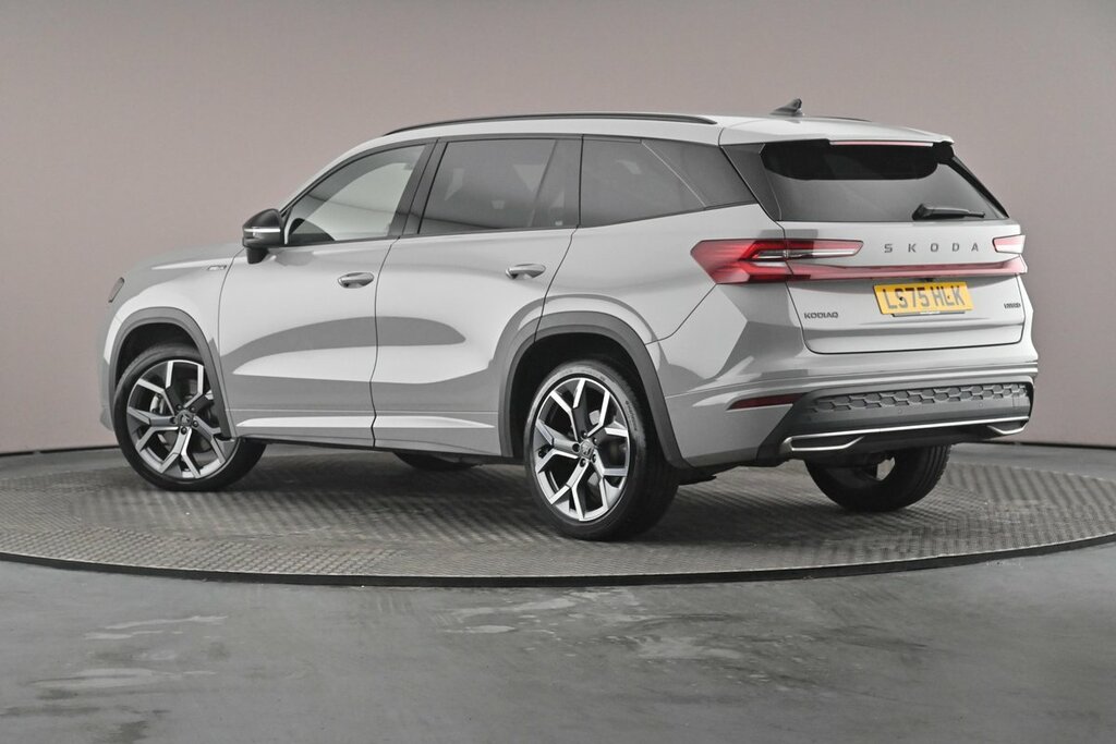 Skoda Kodiaq Sportline 7 Seats 1.5 Tsi E-tec 150 Ps Dsg LS75HLK Grey #3