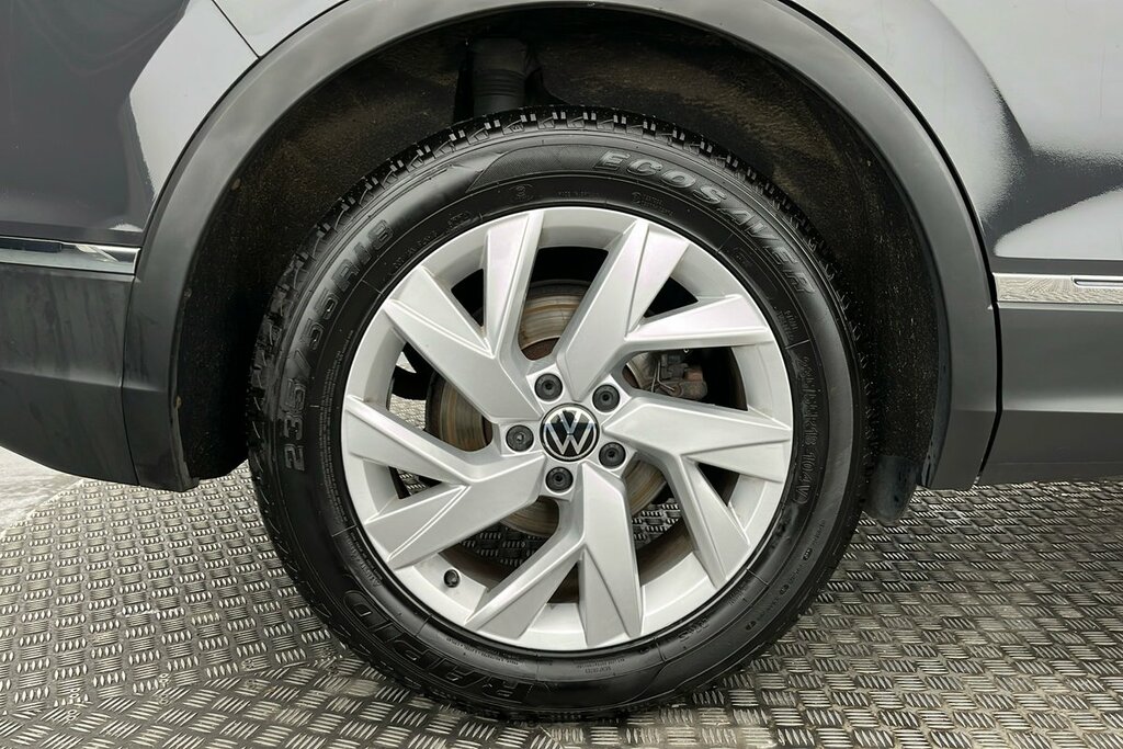 Volkswagen Tiguan Life 1.5 Tsi 150Ps 7-Speed Dsg BT71UXO Grey #5