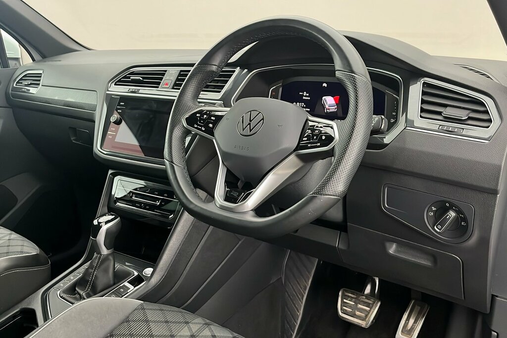 Volkswagen Tiguan R-line 1.5 Tsi 150Ps 7-Speed Dsg CK23YSD White #6