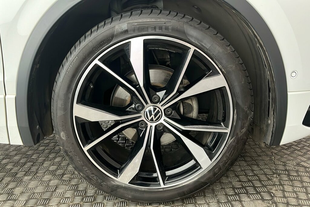 Volkswagen Tiguan R-line 1.5 Tsi 150Ps 7-Speed Dsg CK23YSD White #5