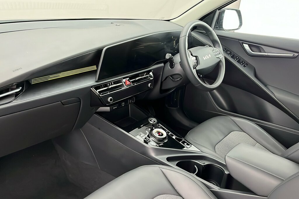 Kia Niro 1.6H Gdi 3 Suv Hybrid Dct Euro 6 Ss LJ25OOK Black #2