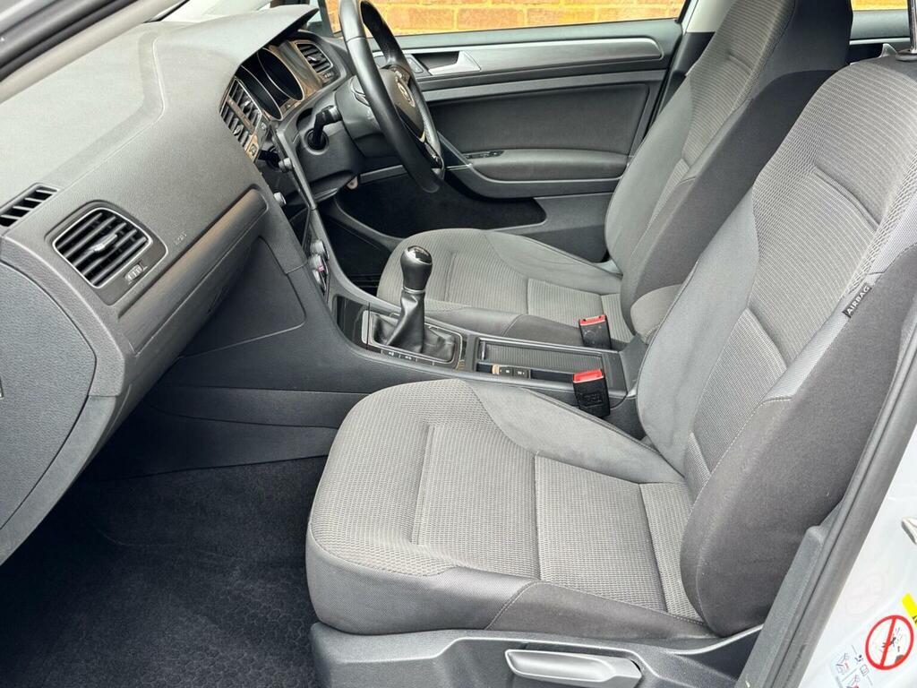 Volkswagen Golf 1.5 Tsi Evo Se Nav Euro 6 Ss AP68ZGF Silver #4