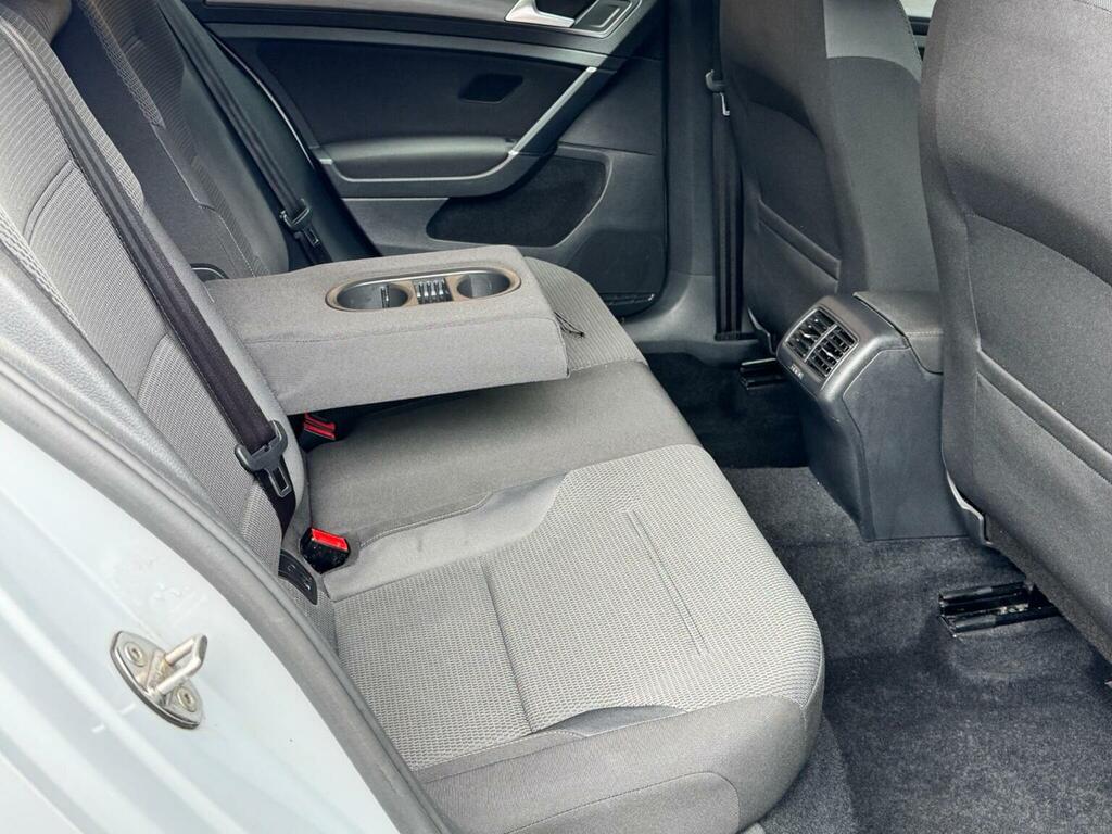 Volkswagen Golf 1.5 Tsi Evo Se Nav Euro 6 Ss AP68ZGF Silver #6