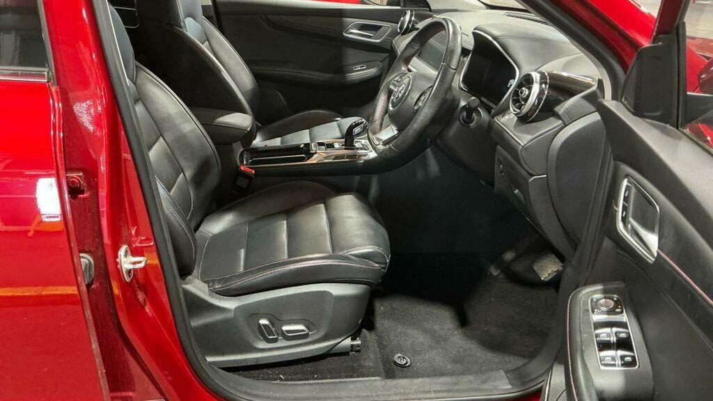 MG HS 1.5 T-gdi 16.6Kwh Excite Euro 6 Ss HK71XLB Red #4