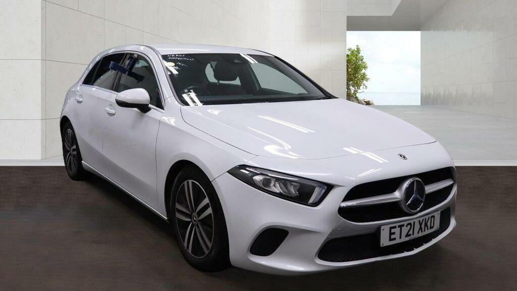Mercedes-Benz A Class 2.0 A180d Sport 8G-dct Euro 6 Ss White