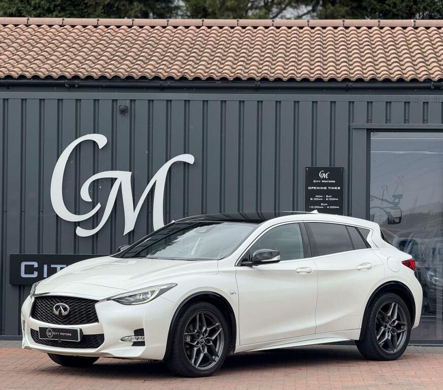 Infiniti Q30 2.0T Sport Dct Awd Euro 6 Ss White
