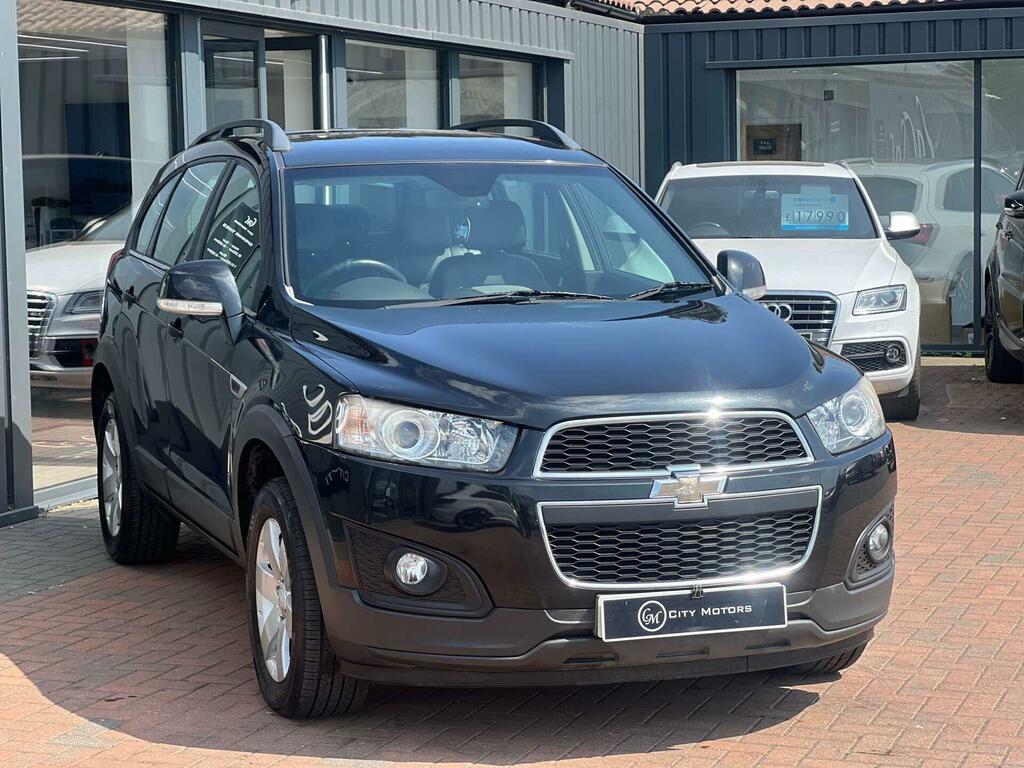 Chevrolet Captiva 2.2 Vcdi Lt 4Wd Euro 5 Ss 7 Seats Black #4