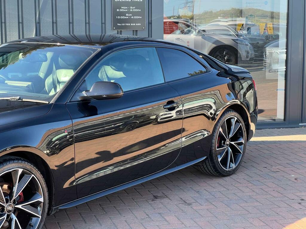 Audi A5 2.0 Tdi Black Edition Euro 5 Ss Black #2