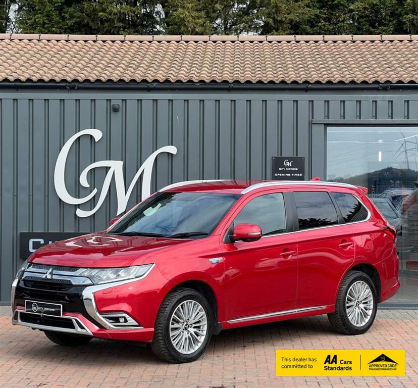 Mitsubishi Outlander 2.4H Twinmotor 13.8Kwh 4H Cvt 4Wd Euro 6 Ss Red