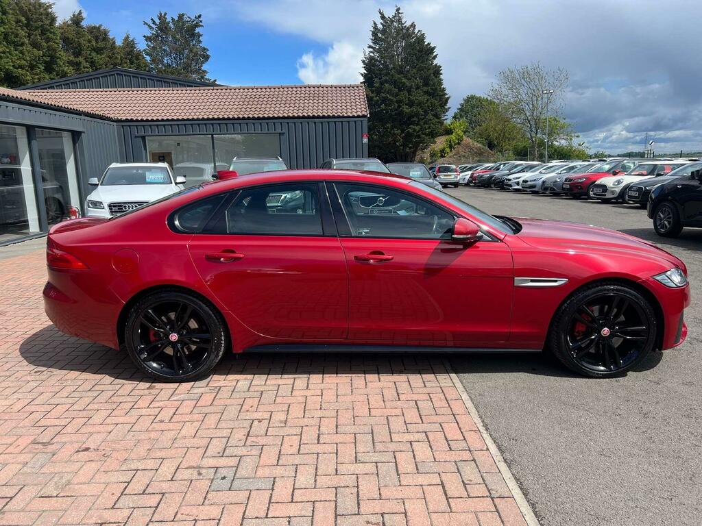 Jaguar XF 3.0D V6 S Euro 6 Ss Red #4