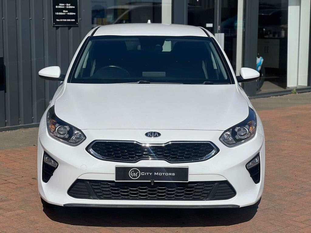Kia Ceed 1.6 Crdi Eco 2 Euro 6 Ss  White #2