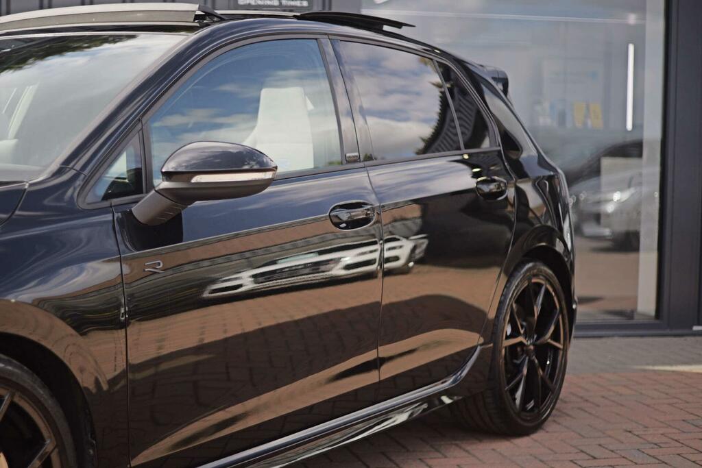 Volkswagen Golf R Black Edition Black