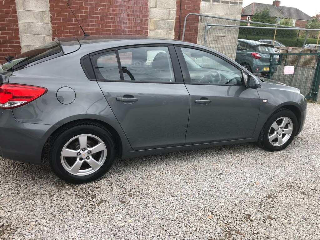Chevrolet Cruze 2.0L Vcdi Ltz White #4