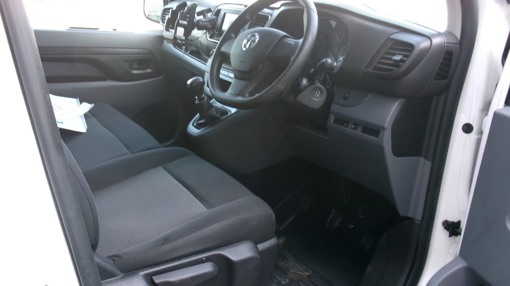 Vauxhall Vivaro Vauxhall Vivaro 2022 White