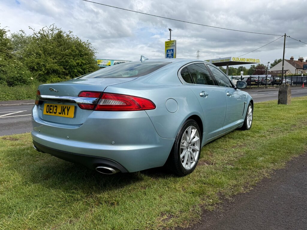 Jaguar XF 3.0D V6 Premium Luxury Saloon Euro Blue