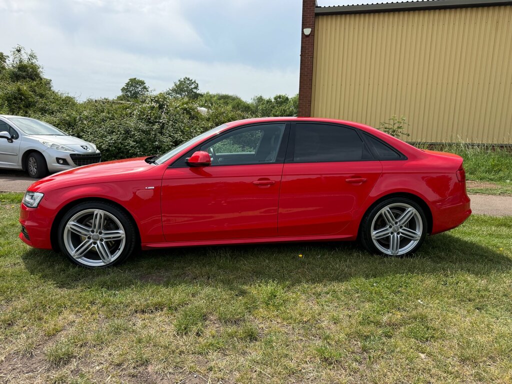 Audi A4 2.0 Tdi Black Edition Saloon Eur ST15UJD Red #4