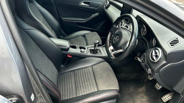 Mercedes-Benz GLA Class Gla200d Amg Line Suv LL65AFX Grey #4