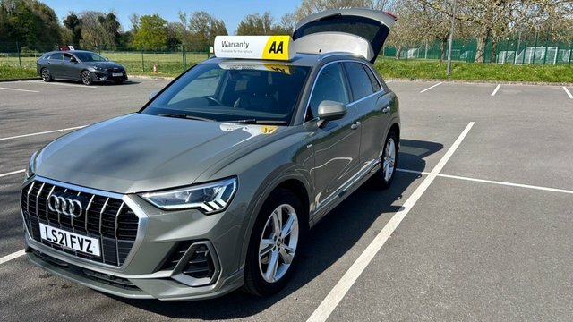 Audi Q3 Tdi 35 S Line LS21FVZ Grey #3